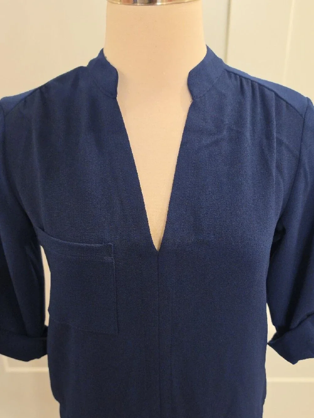 Lush women’s Navy V-Neck Shift Mini Dress size XS new with tags